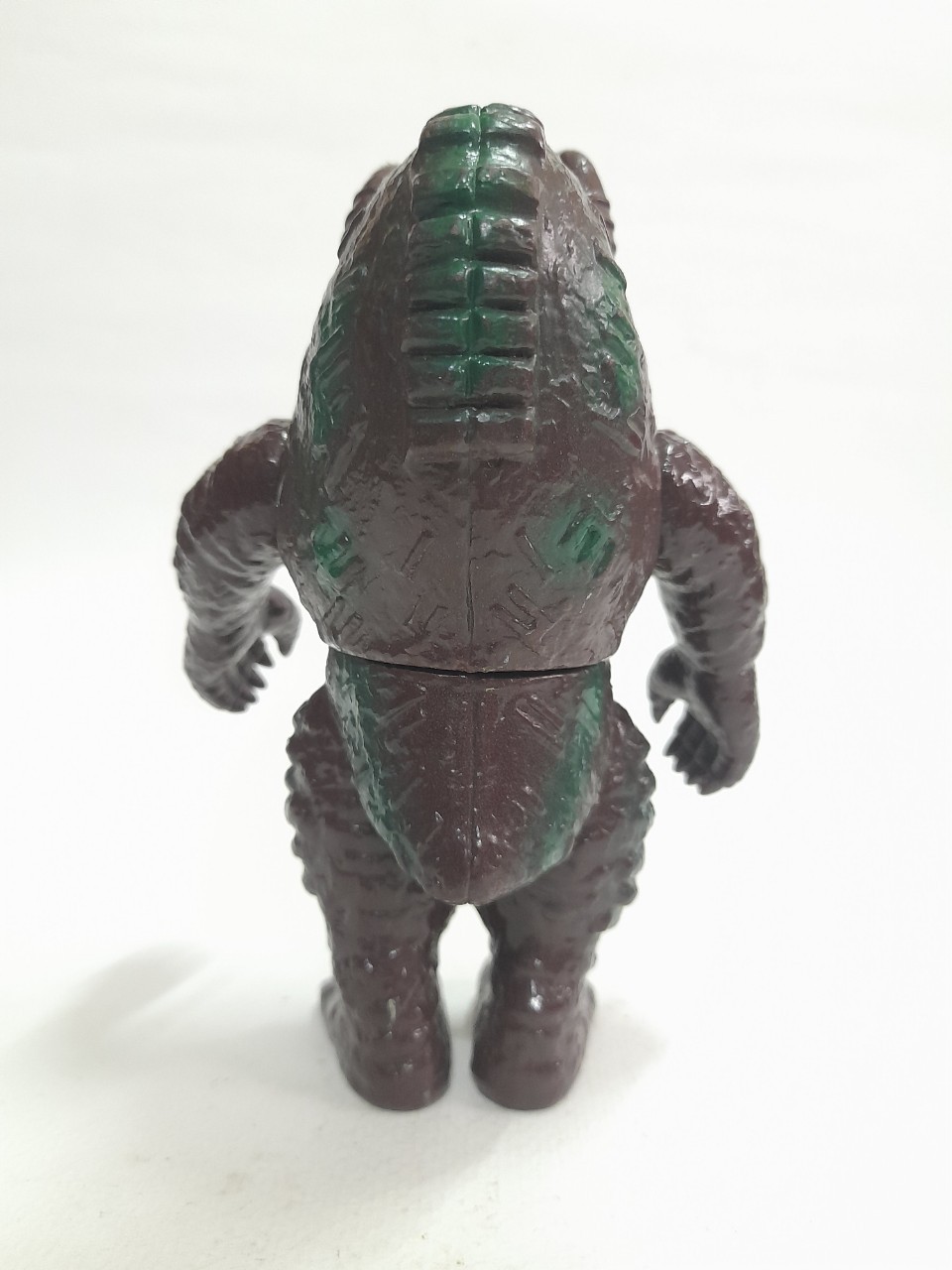 ซอฟ 6.5-7 นิ้ว สัตว์ประหลาดแคปซูลของอุลตร้าเซเว่น มิคลาส จากอุลตร้าเซเว่น มือสอง สภาพดี มีรอยบ้าง มีปั๊มใต้เท้า