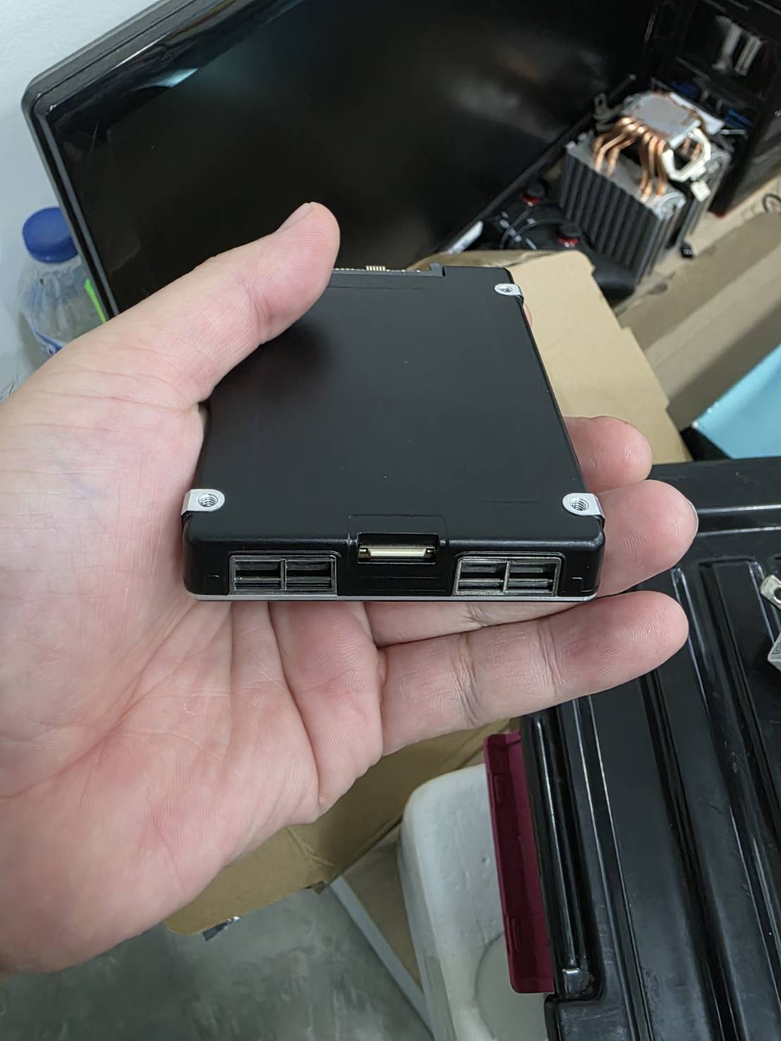 มีเหลือแค่ 2 ลูก Samsung PM1733 2.5" SSD 3.84TB สำหรับ Server HP G10 ขึ้นไป Dell R340 540 640 740 ขึ้นไป