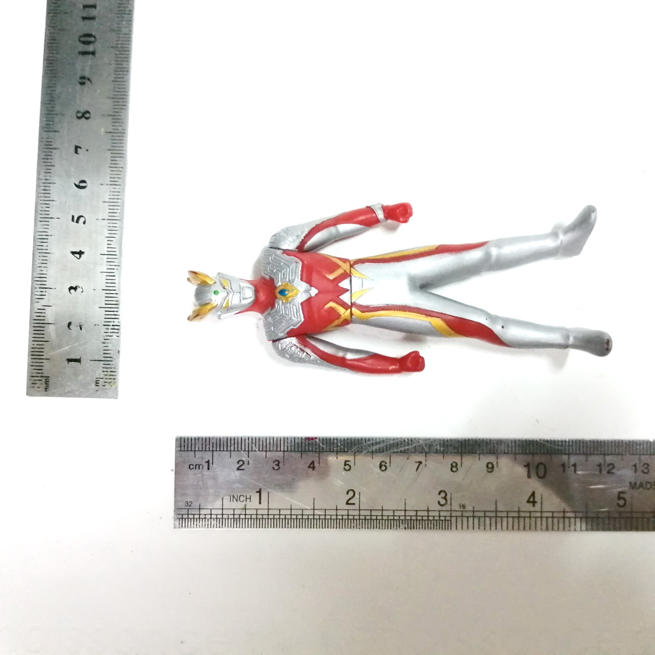 ซอฟ4.5 -5นิ้ว ขนาดตามรูป อุลตร้าแมน ซีโร่ ร่างสตรองมิราเคิลสภาพดี ไม่พบบ่อย