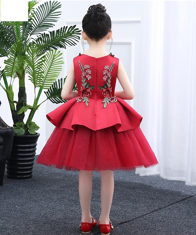 Pre-order ชุดราตรีสั้น ชุดออกงาน สีแดง แขนกุด แต่งระบายเป็นชั้น ๆ ซิปหลัง