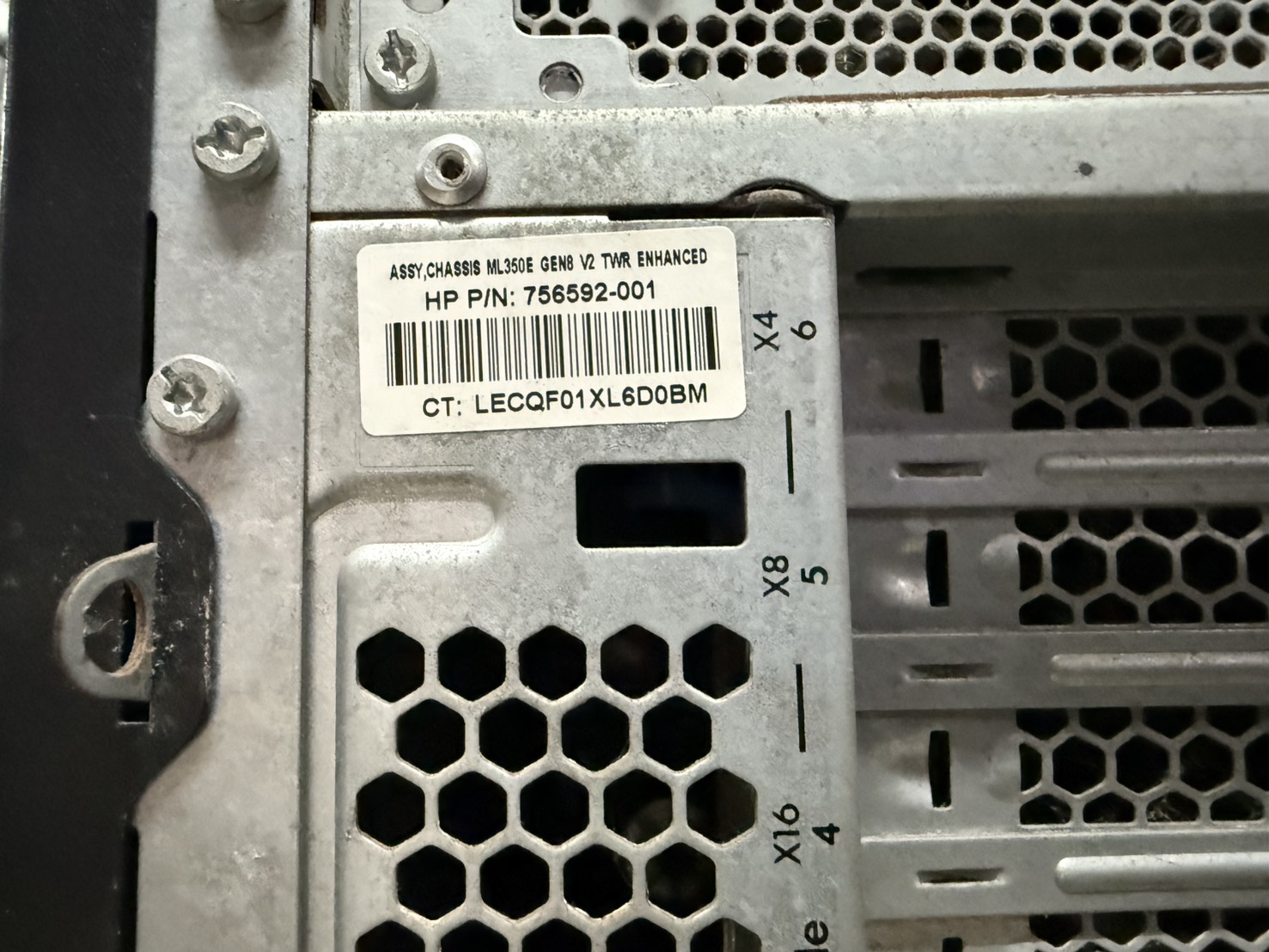 Server HP Proliant ML350e G8 v2(E5-2407v2/4GB*6)+Raid B120i