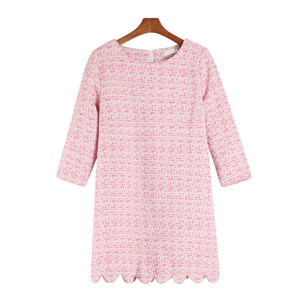 เดรสแฟชั่นผ้าทอลายเนื้อหนา แขนสามส่วน ชายตัดคลื่น (11021W)