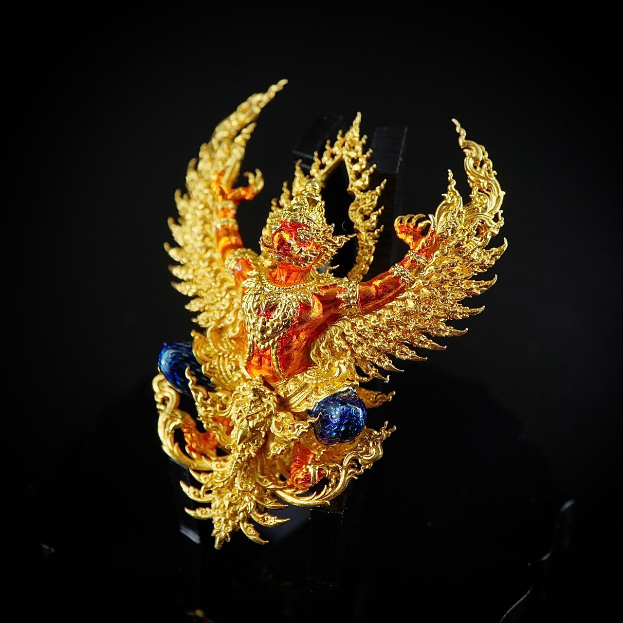 พญาครุฑ พญาเวนไตย รหัส 10 เนื้อบรอนซ์ชุบทองลงยาส้ม