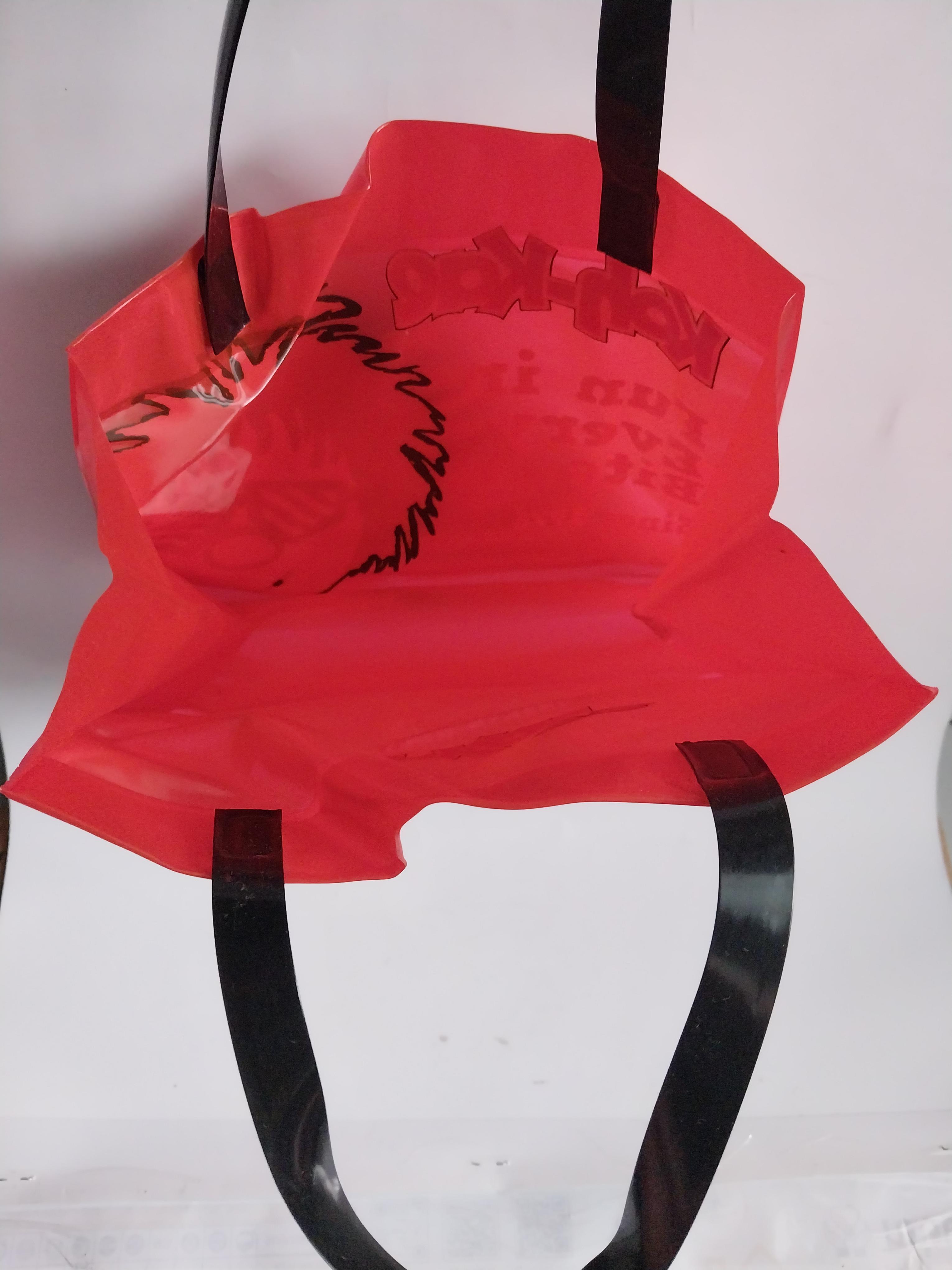 มีหลายภาพ กระเป๋า พลาสติก พิมพ์ลายโก๋แก่ ขนาดตามภาพ