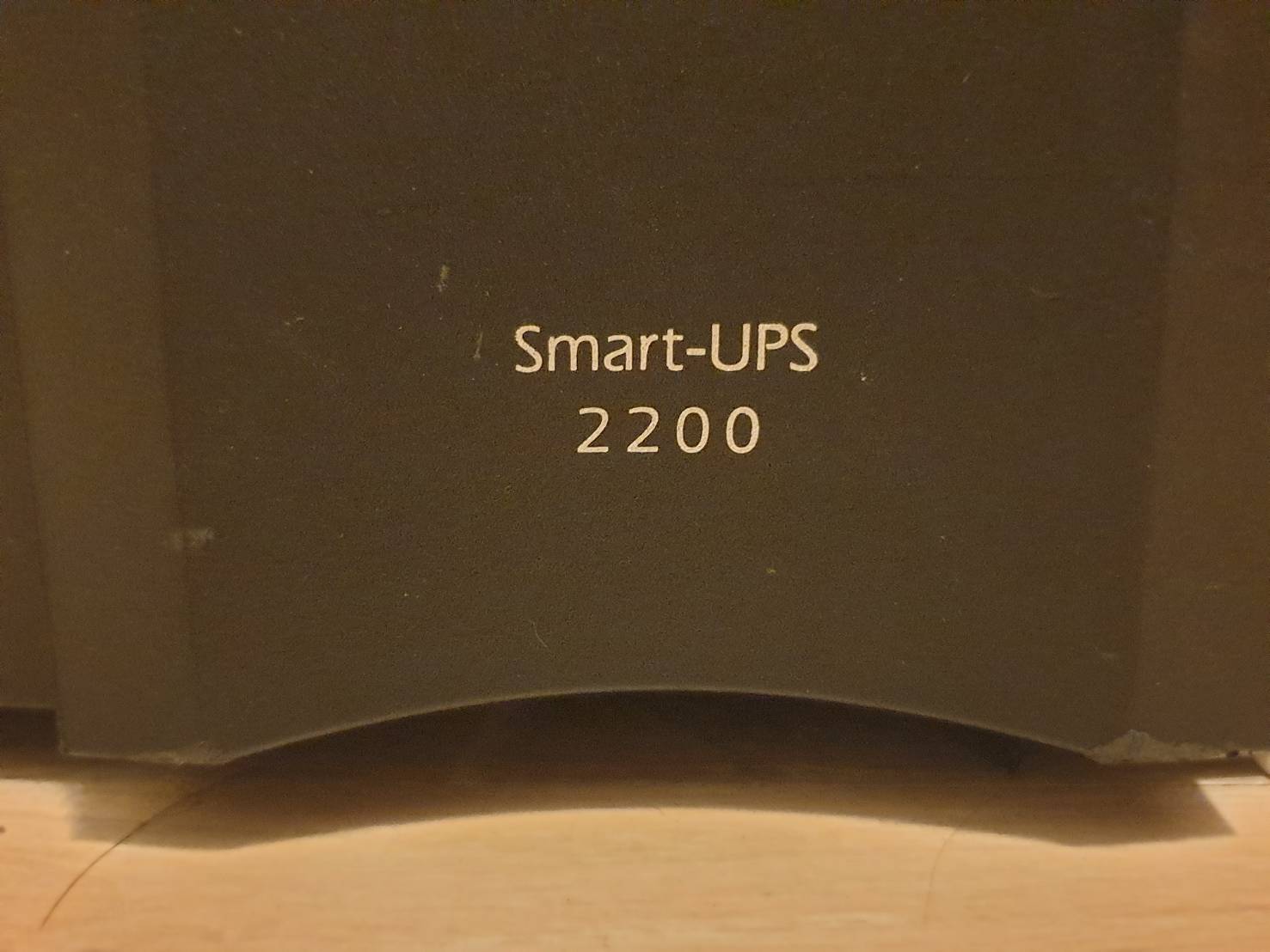 UPS เครื่องสำรองไฟ apc Smart-ups 2200 แบตเสื่อม การทำงานปกติ #ท่าไหนก็คุ้ม