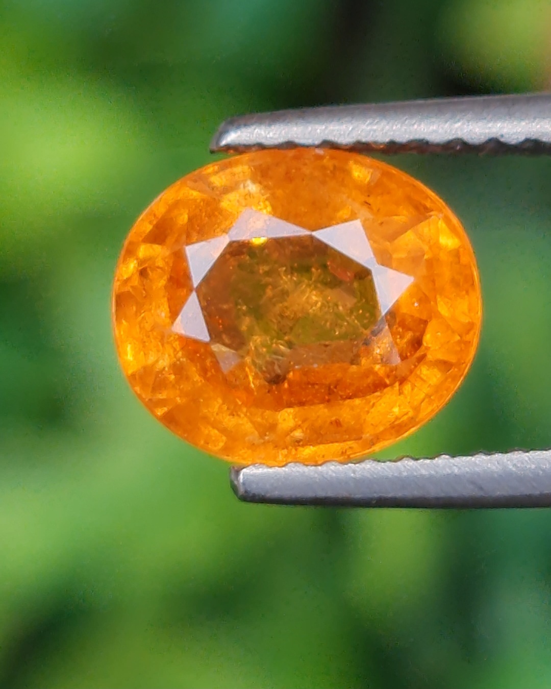 พลอย สเปสซาร์ไทต์ Spessartite Garnet 2.61 กะรัต Cts. พลอยแท้ อัญมณีมงคลประจําวันเกิด เครื่องประดับพลอย