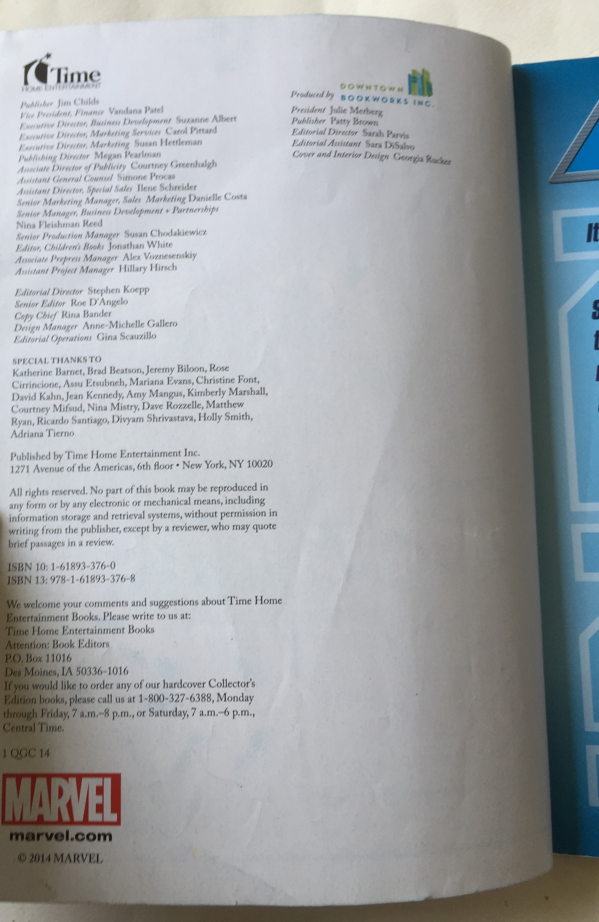 มีหลายภาพ, Marvel Assemble in Action หนังสือภาพการ์ตูนสีทั้งเล่ม Marvel Comic Marvel Poster-A-Page ฉบับภาษาอังกฤษพร้อมโปสเตอร์ในเล่ม