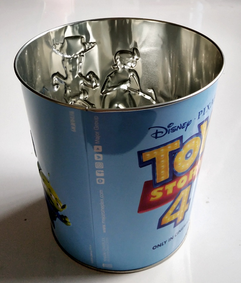 ของสะสมจากภาพยนต์อนิเมชั่น Disney Pixar , Toy Story4 ทอย สตอรี่ 4,ถังโลหะสีฟ้า ลายตัวละครในทอยสตอรี่ 4