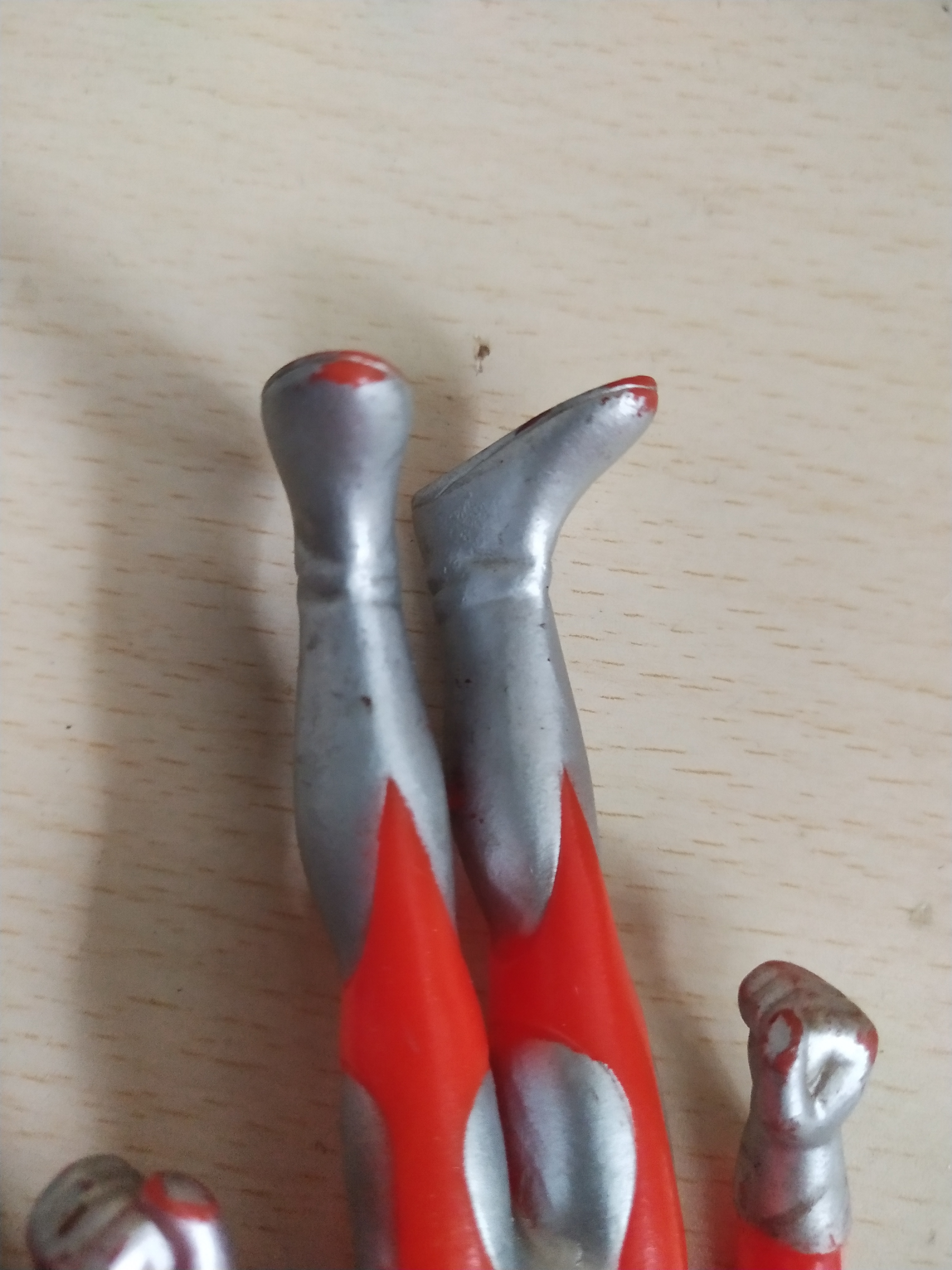 มีหลายภาพ ซอฟ5นิ้วรุ่นเก่า เจแปน อุลตร้าแมนเอ/เอส มีรอยตามภาพ