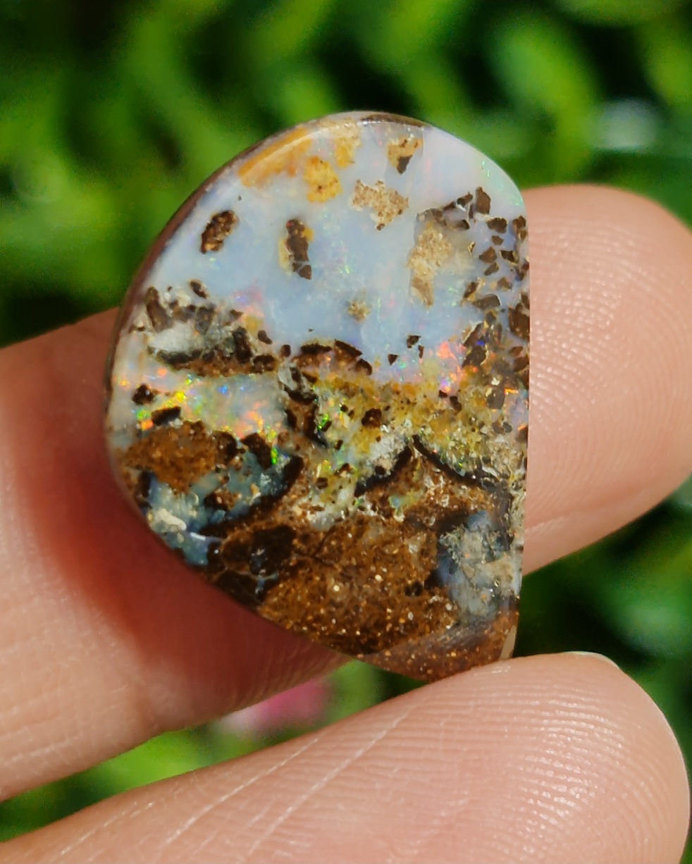 พลอย โบลเดอร์ โอปอล ออสเตรเลีย Australian Boulder Opal 14.3 กะรัต (Cts.) พลอยแท้ อัญมณีมงคลประจําวันเกิด เครื่องประดับพลอย