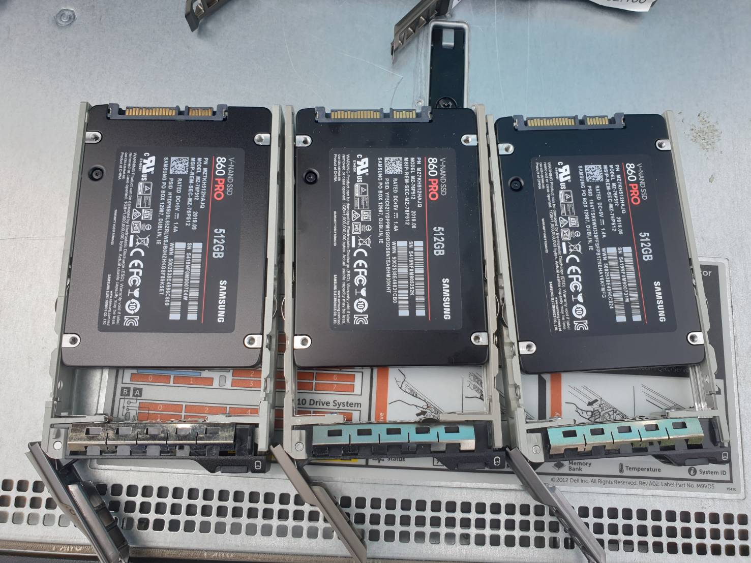 Dell R620 E5-2650v2 Ram 32 GB SAS 300x3 SSD 512 x3 power x2 พิเศษแถม CPU ให้อีกตัว