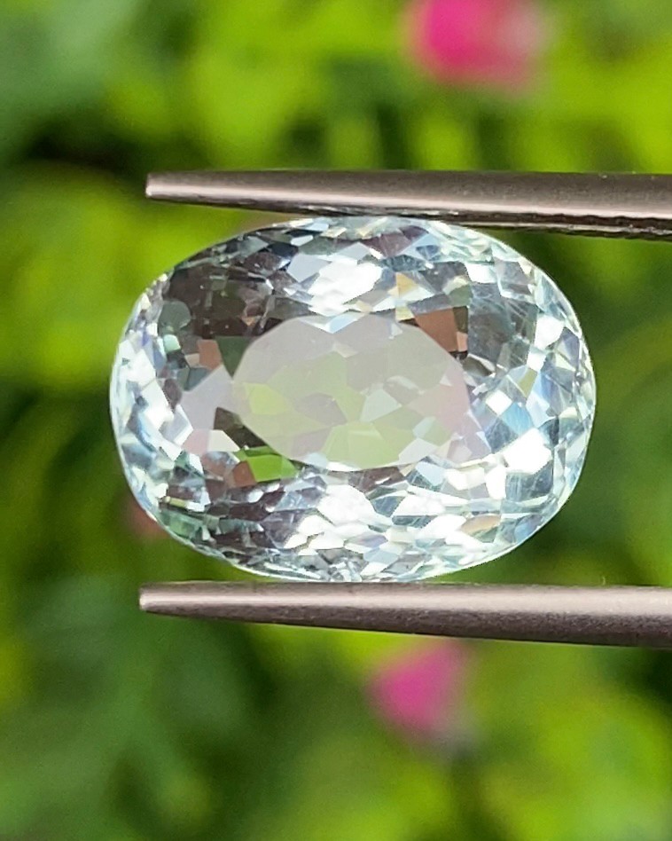 พลอย อความารีน Aquamarine 5.87 กะรัต (Cts.) พลอยแท้ อัญมณีมงคลประจําวันเกิด เครื่องประดับพลอย