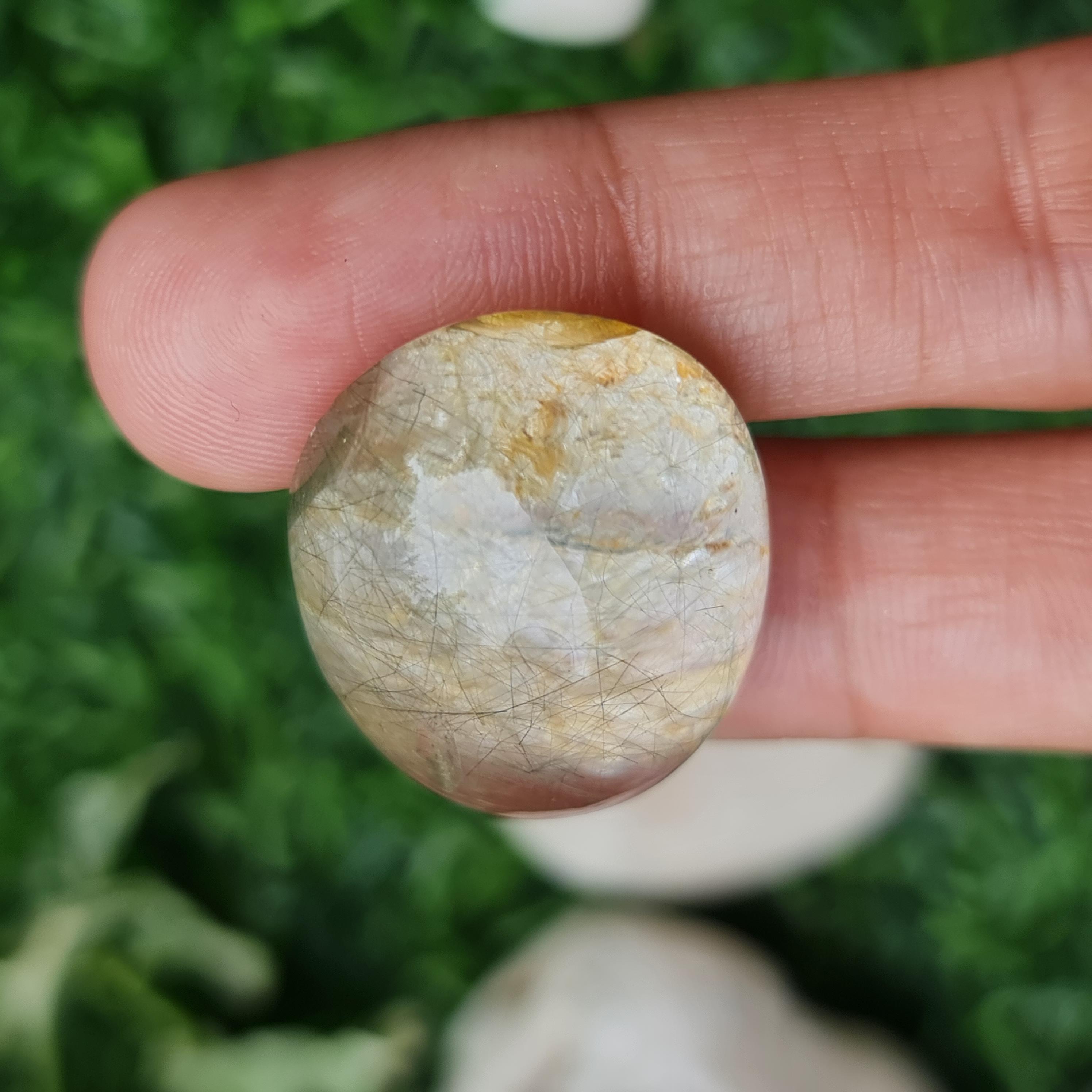 โป่งข่าม ควอตซ์ Rutilated Quartz 61.87 กะรัต Cts. พลอยแท้ อัญมณีมงคลประจําวันเกิด เครื่องประดับพลอย