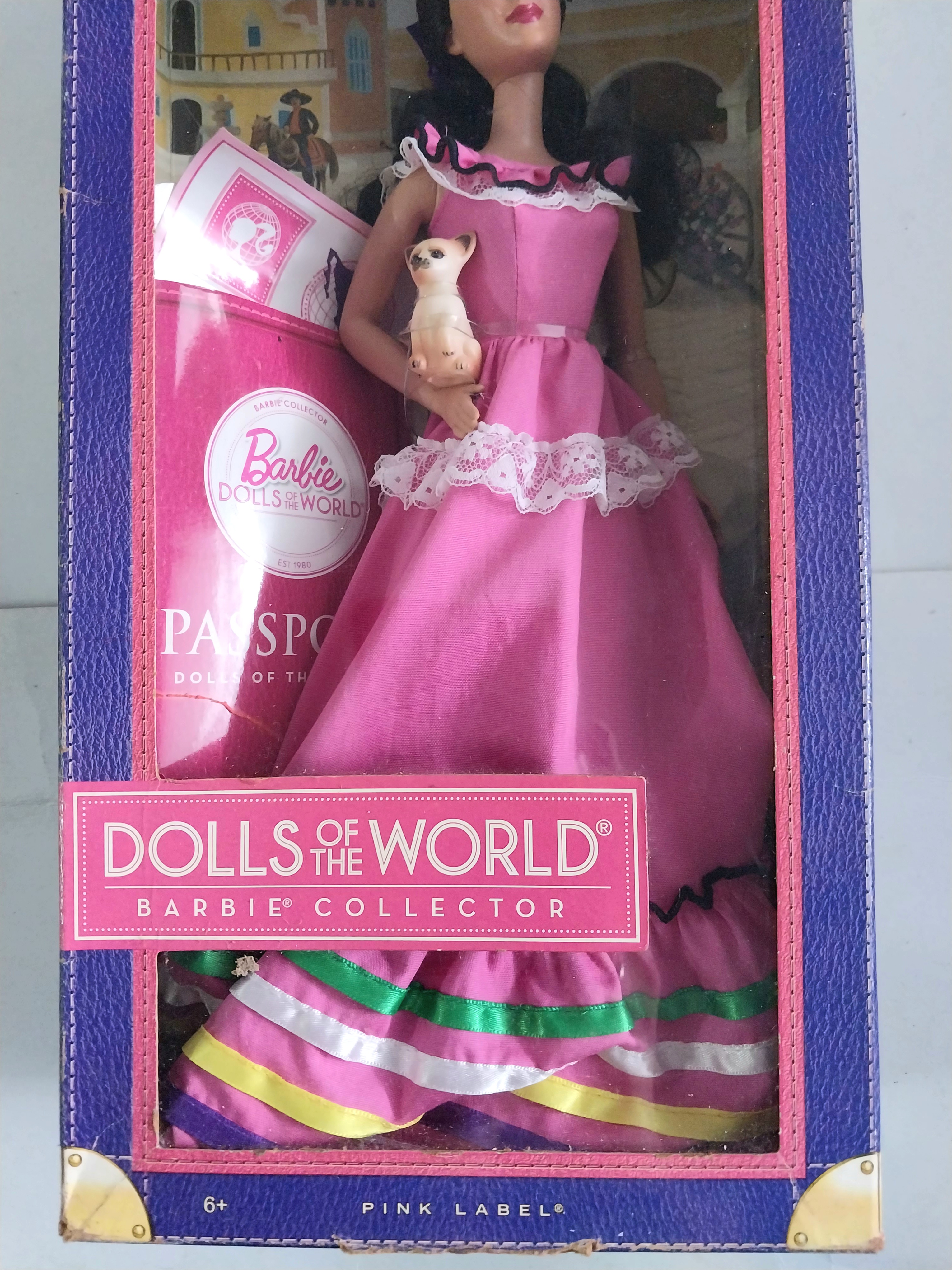 มือ1 เก่าเก็บในกล่อง **กล่องมีตำหนิ ตุ๊กตาบาร์บี้ รุ่น Dolls of the World_Mexico ตุ๊กตาเม็กซิโก