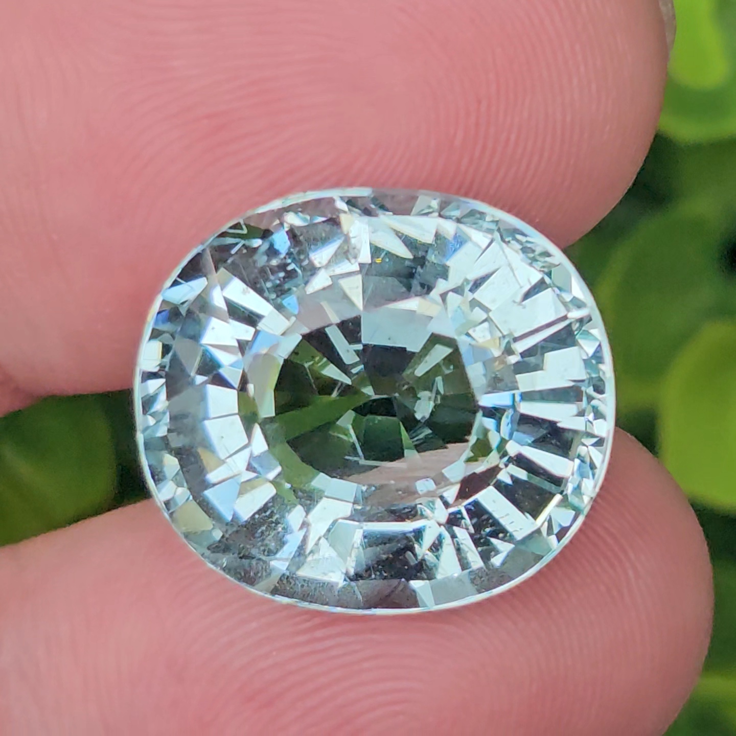 พลอย อความารีน Aquamarine 18.39 กะรัต (Cts.) พลอยแท้ อัญมณีมงคลประจําวันเกิด เครื่องประดับพลอย