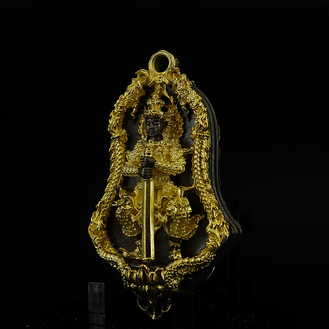 เหรียญจำปีพุทธศิลป์ท้าวเวสสุวรรณโณ รุ่นทวิเทวา รายการที่6 เนื้อขันลงหินอาบทอง