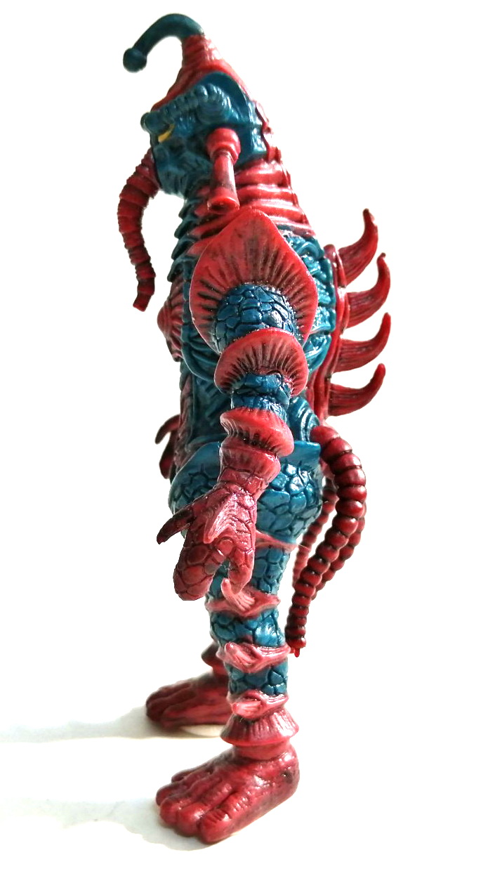 มนุษย์ดาวฮิปโปริสภาคอุลตร้าแมนเมบิอุส ขนาดประมาณ 5นิ้ว มนุษย์ดาวฮิปโปริสตัวนี้ ไม่ใช่ตัวดั้งเดิมที่ปรากฏตัวในอุลตร้าแมนเอส ตัวนี้เป็นตัวใหม่ ปรากฏตัวในซีรีย์อุลตร้าแมนเมบิอุส เมื่อปี2003 ตัวนี้เป็น แคนดี้ทอยส์พลาสติกตัน รายละเอียดสวยคมงดงาม ลงสีละเอีย