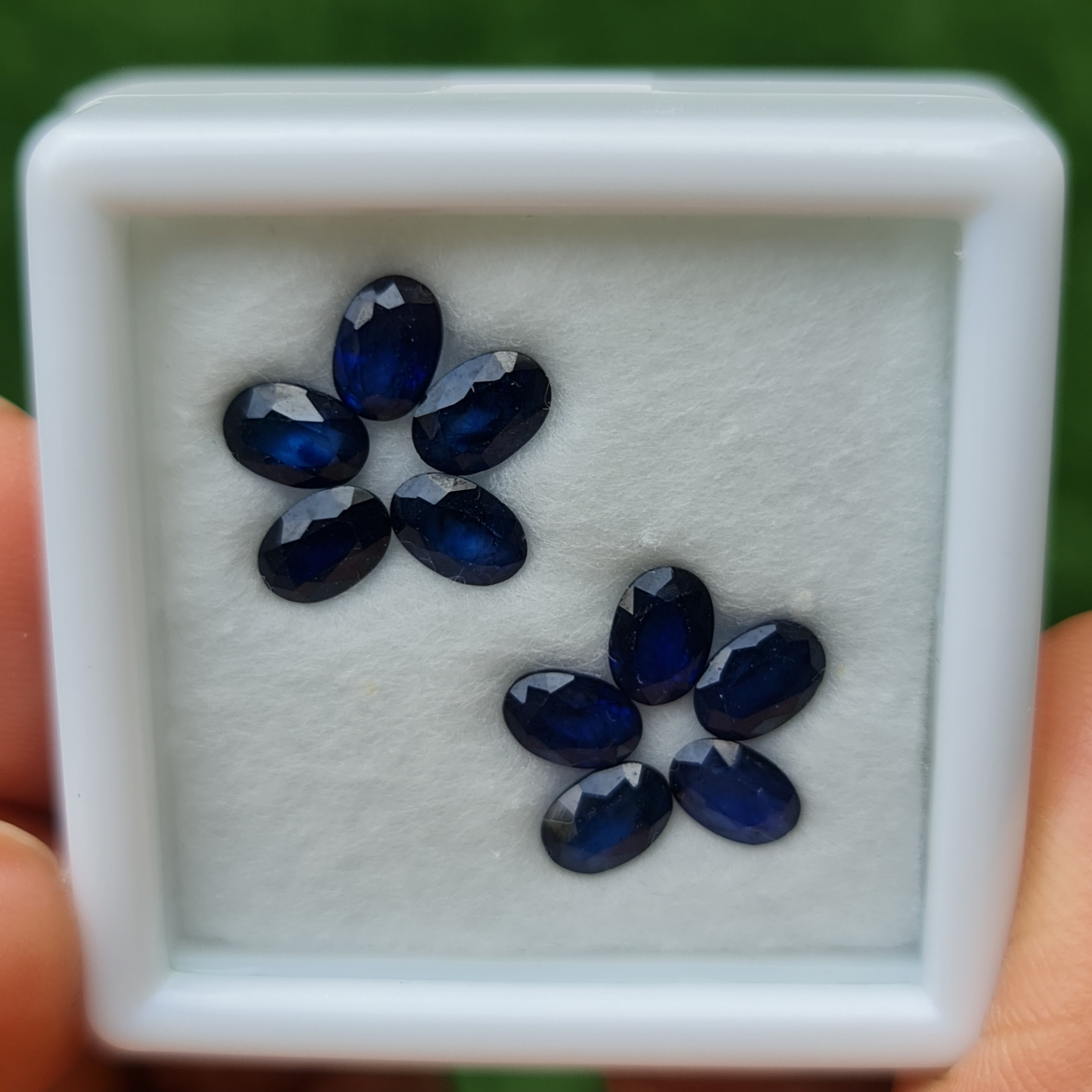 พลอย ไพลิน blue sapphire 6.27 กะรัต (Cts.) 10 เม็ด (Pcs.) พลอยแท้ อัญมณีมงคลประจําวันเกิด เครื่องประดับพลอย