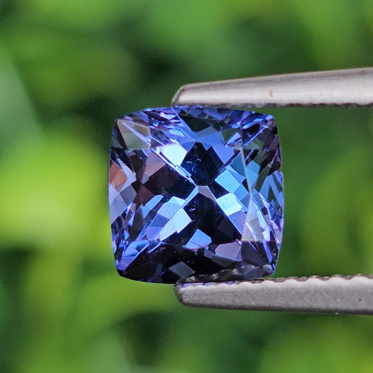 พลอย แทนซาไนท์ Tanzanite 1.60 กะรัต (Cts) พลอยแท้ อัญมณีมงคลประจําวันเกิด เครื่องประดับพลอย