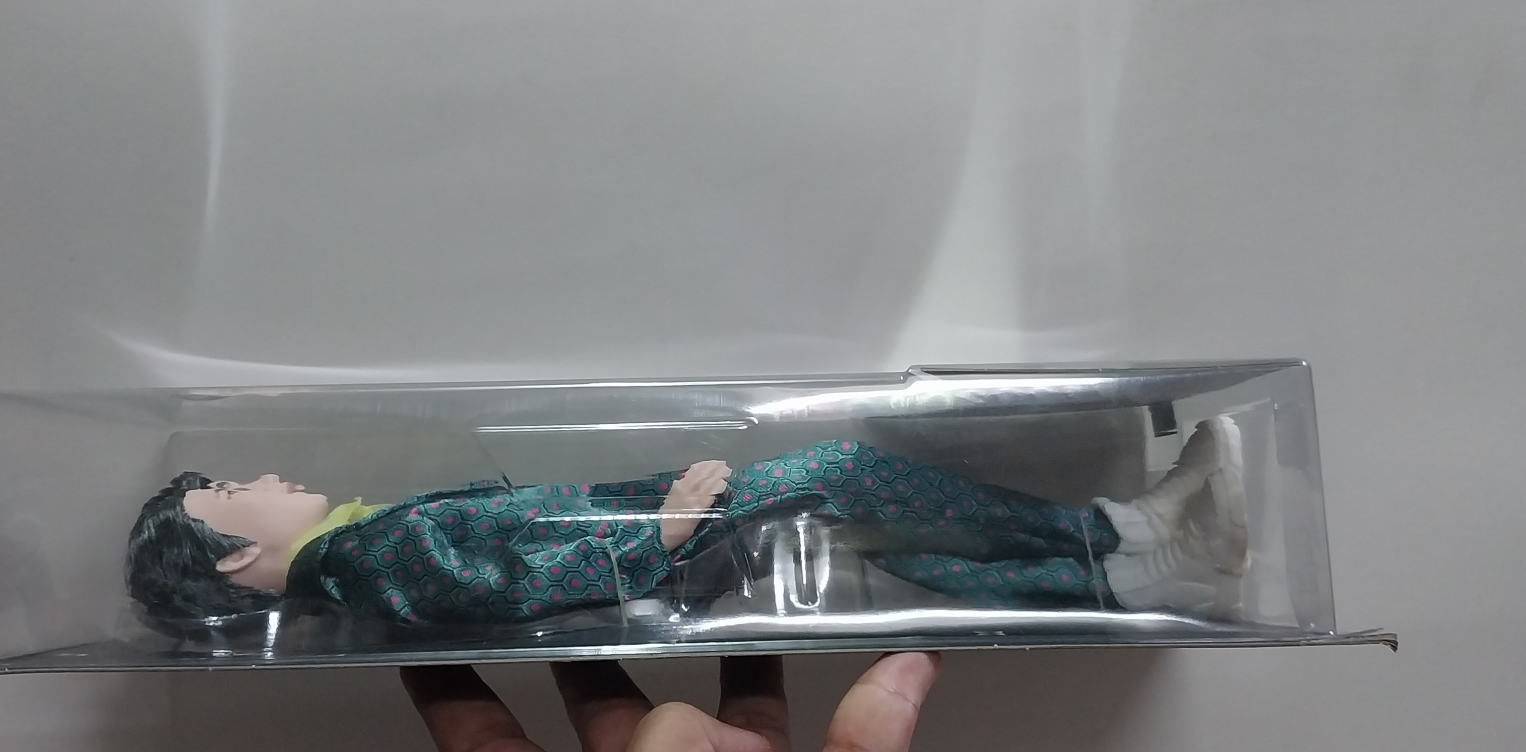 มีหลายภาพ มือ1 กล่องชำรุดบ้าง มีหลายภาพ ตุ๊กตาบอยแบรนด์เกาหลี BTS ของแท้แมทเทล