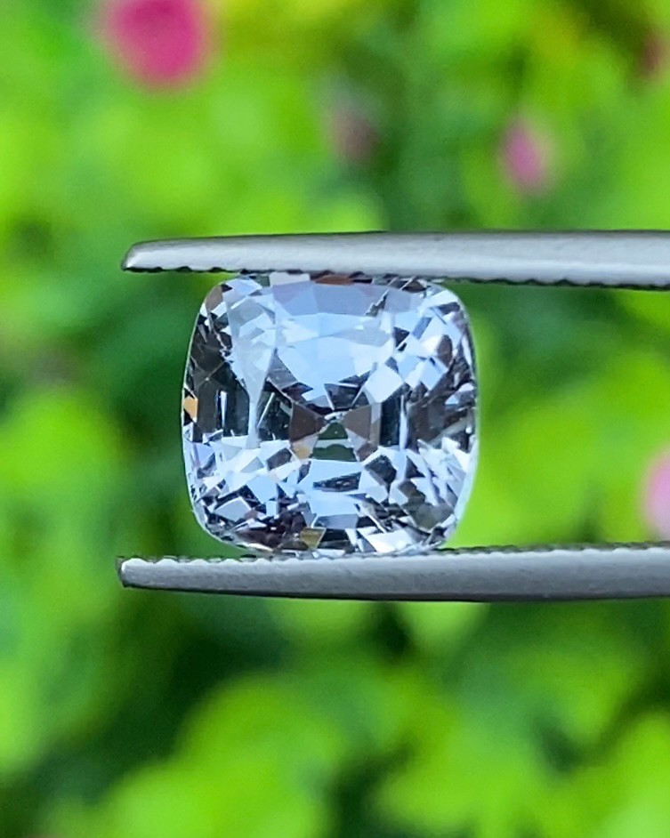 พลอย สปิเนล พม่า Spinel Myanma 3.14 กะรัต (Cts.) ดิบ Unheated พลอยแท้ อัญมณีมงคลประจําวันเกิด เครื่องประดับพลอย