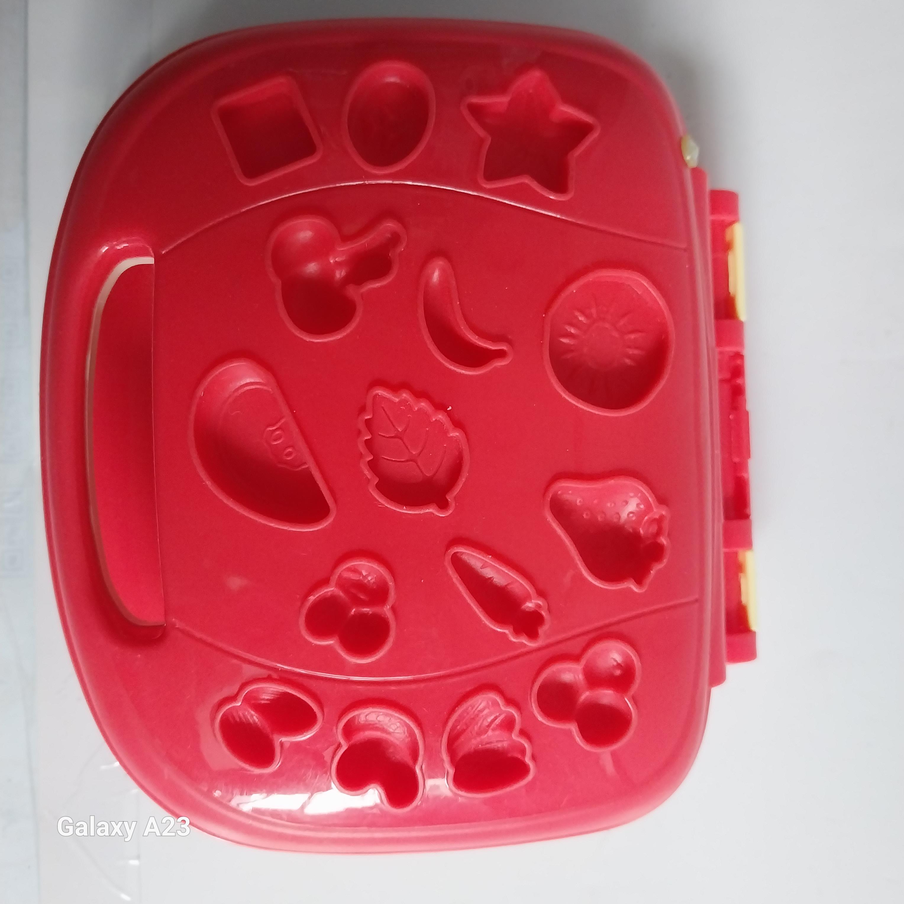 มีหลายภาพ Govoy ของเล่นกับดินน้ำมัน เพื่อทำชุดอาหารเช้า