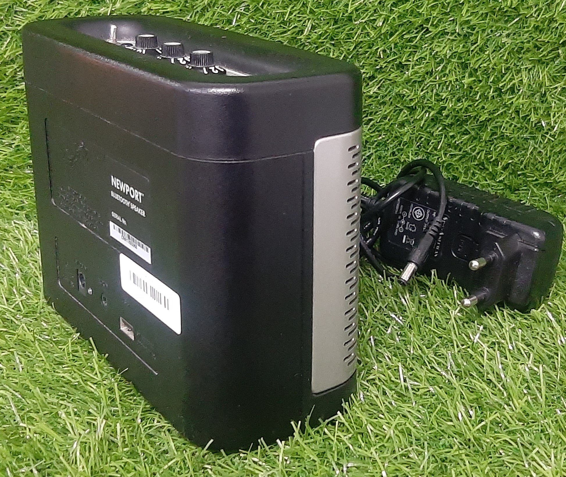 ลำโพง Fender Newport Bluetooth Speaker มือสอง ประกันร้าน 1 เดือน