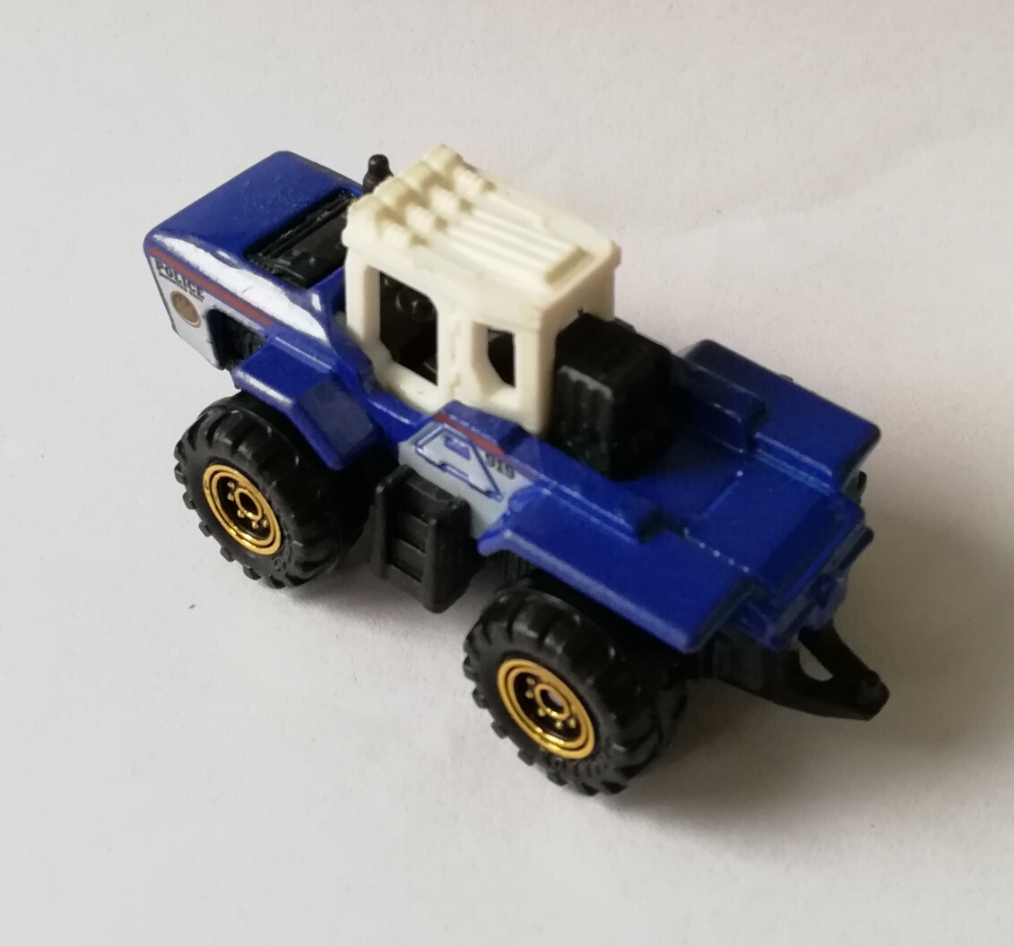 Die Cast car from Matchbox***ไม่มีแพ็ค มีรอยตามภาพ, MB919, 2013 Mattel, 1186 MJ, 1,NL,Acre Maker, BDV73, Made in Thailand โมเดลรถเหล็ก จาก แมทช์บ๊อก ไม่มีแพ็ค