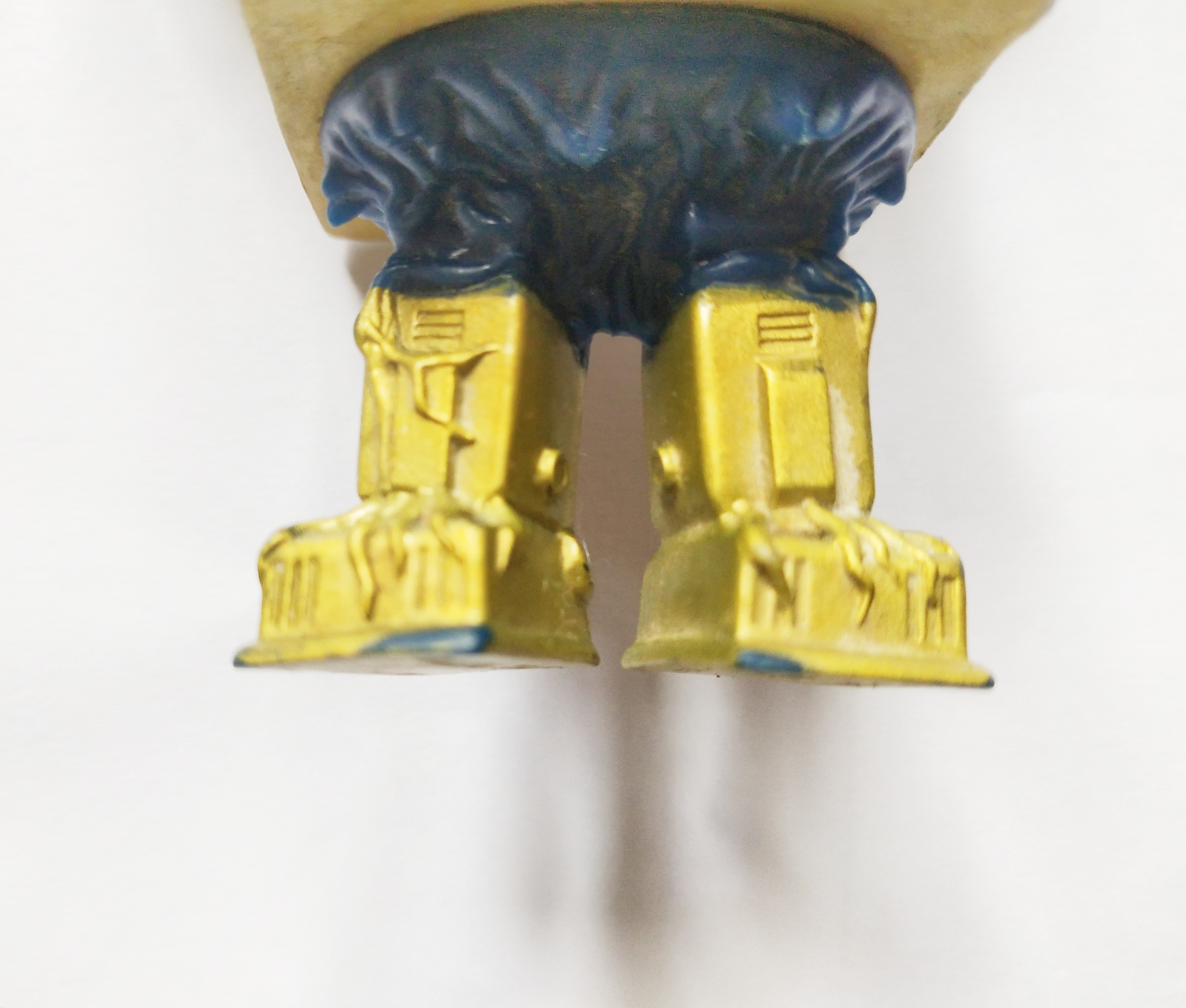 ซอฟ 4 นิ้ว คาออสเครเวอร์ก้อน สภาพดี สัตว์ประหลาด จากอุลตร้าแมน คอสมอส BANDAI CHINA