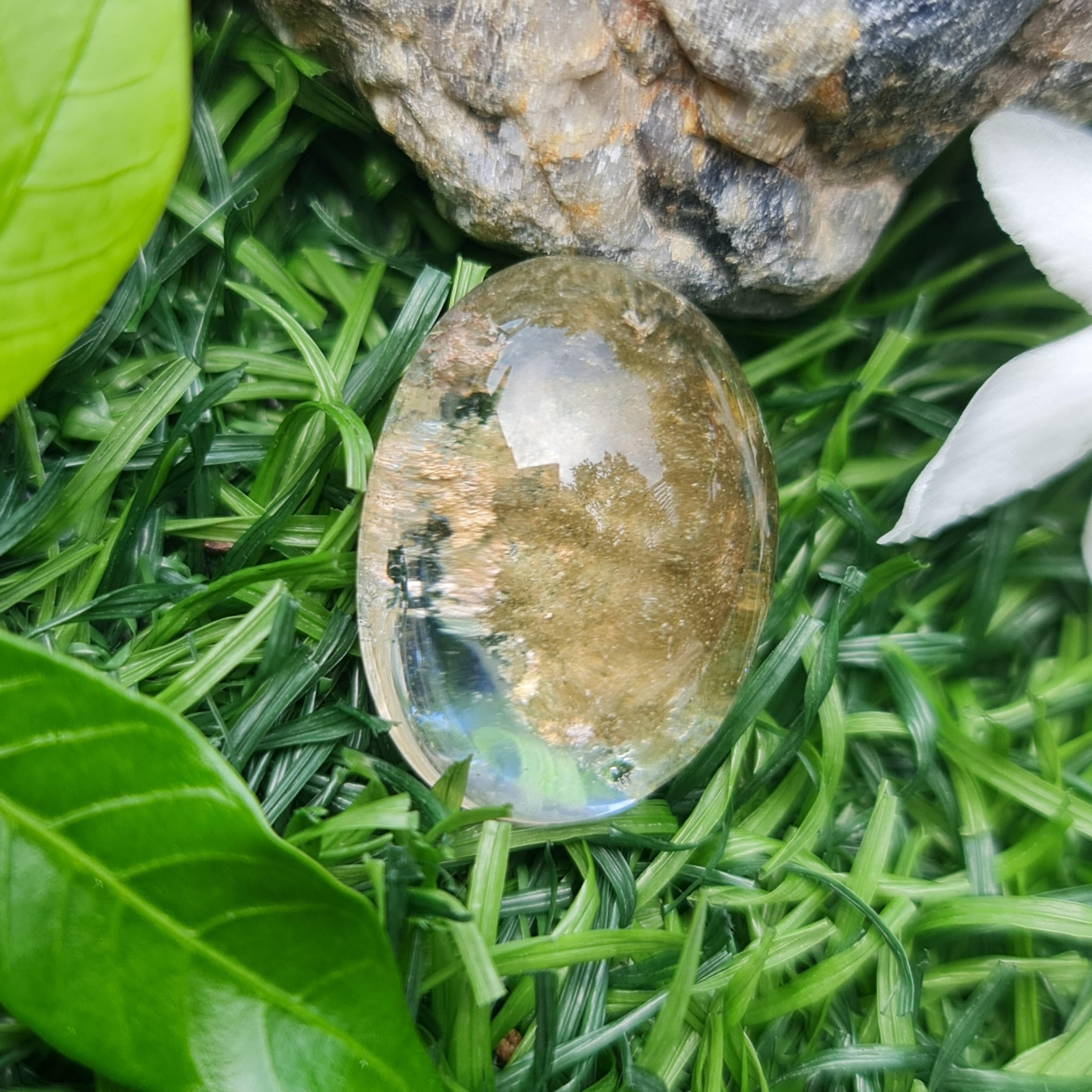 โป่งข่าม ควอตซ์ Rutilated Quartz 35.03 กะรัต Cts. พลอยแท้ อัญมณีมงคลประจําวันเกิด เครื่องประดับพลอย