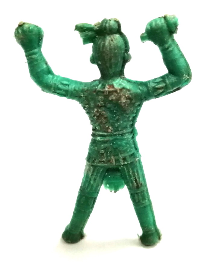 ตุ๊กตาแอ๊นท์ 2นิ้ว แถมขนมถุงถั่ว โกมินทร์ ตุ๊กตุ่นแอนท์งานเก่า ราวปี 2515 (โกมินทร์ รุ่น สยม สังวริบุตร) สภาพเดิมๆ เก่าๆ **ดาบเก่า หักหายตามภาพ