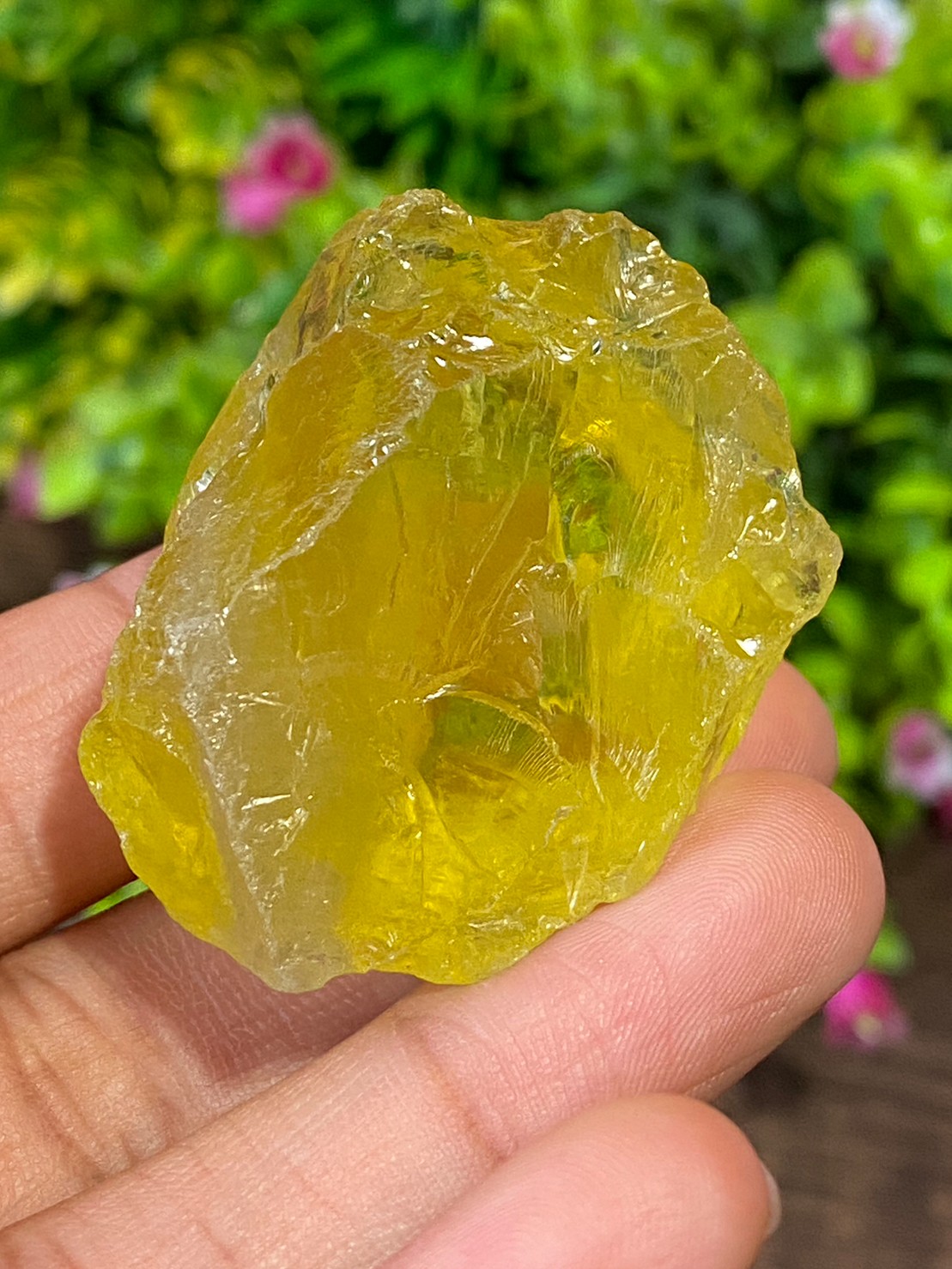 ก้อน เลมอนควอตซ์ Lemon Quartz Rough 200.84 กะรัต (Cts.) พลอยแท้ อัญมณีมงคลประจําวันเกิด เครื่องประดับพลอย