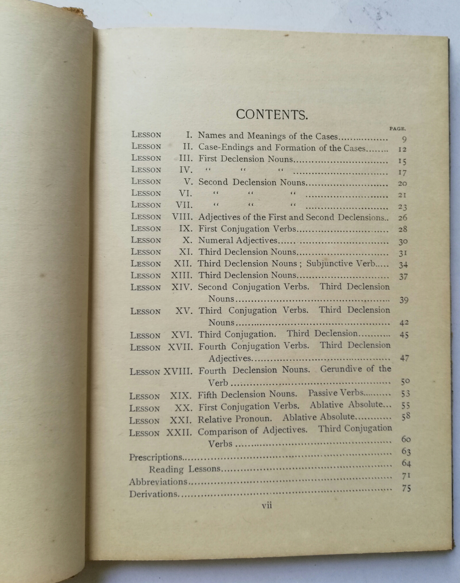 หนังสือแบบทดสอบทางการแพทย์ QUIZ-COMPENDS MEDICAL LATIN**หนังสือปีเก่ามาก มีตำหนิ โปรดดูทุกภาพ