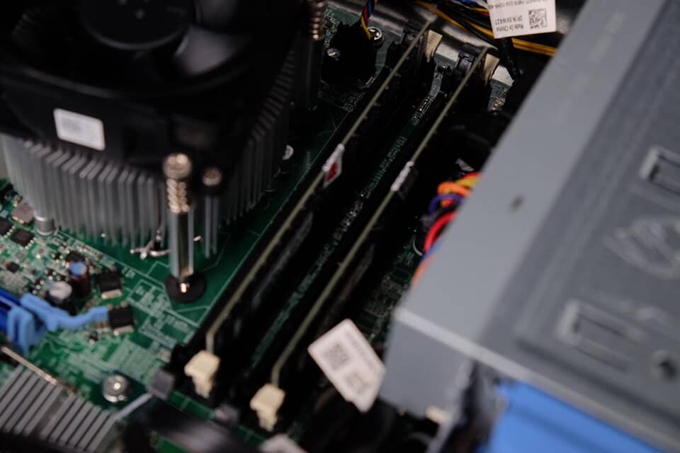 Dell optiplex คอมพิวเตอร์ คอมพิวเตอร์ตั้งโต๊ะ ลดราคา มี 7 สเปคให้เลือก