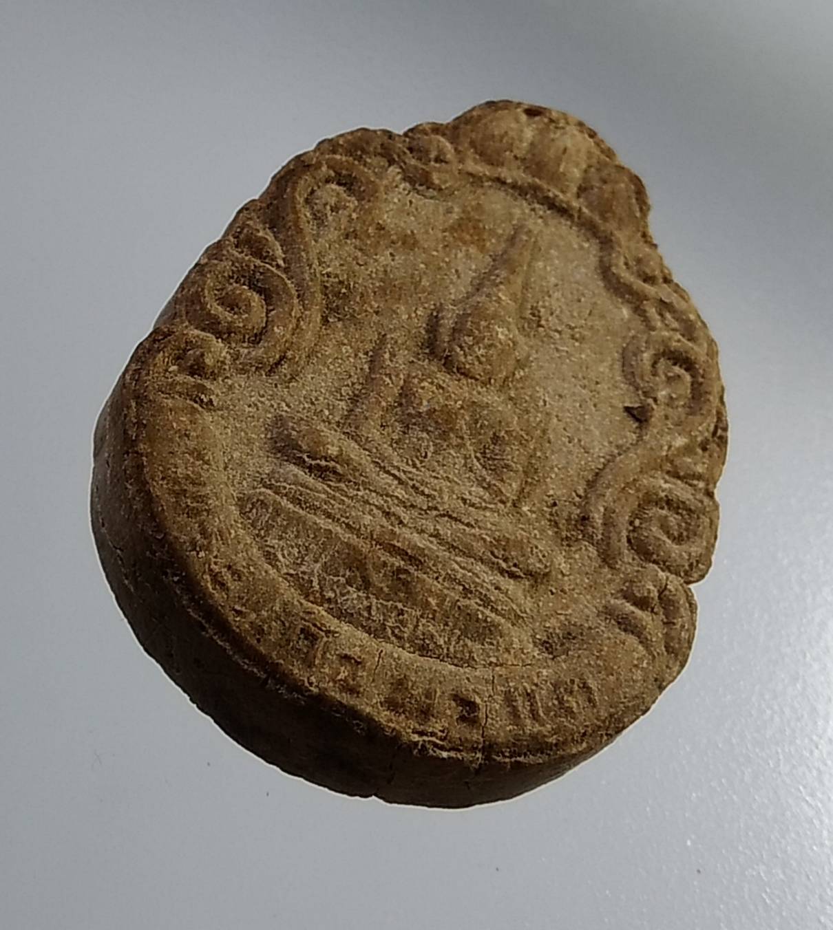 ผ666 พระผง หลวงพ่อสร้อย วัดเลียบราษฏ์บำรุง หลังพระแก้วมรกต หลวงปู่