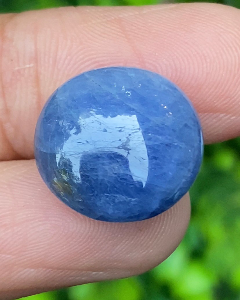 พลอย ไพลิน Blue Sapphire 22.62 กะรัต (Cts.) ดิบ (Unheated) พลอยแท้ อัญมณีมงคลประจําวันเกิด เครื่องประดับพลอย