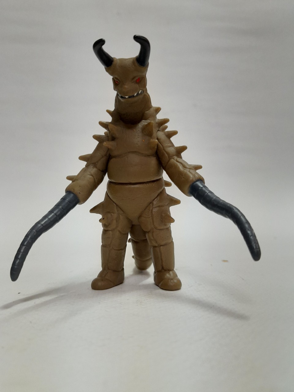 ซอฟ 4 - 4.5 นิ้ว สัตว์ประหลาดคูดอน จากอุลตร้าแมน แจ๊ค มือสอง สภาพดี มีรอยบ้าง