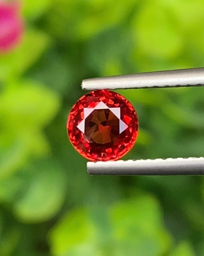 พลอย ทับทิม ซองเจีย Ruby Sapphire 0.84 กะรัต (Cts) พลอยแท้ อัญมณีมงคลประจําวันเกิด เครื่องประดับพลอย
