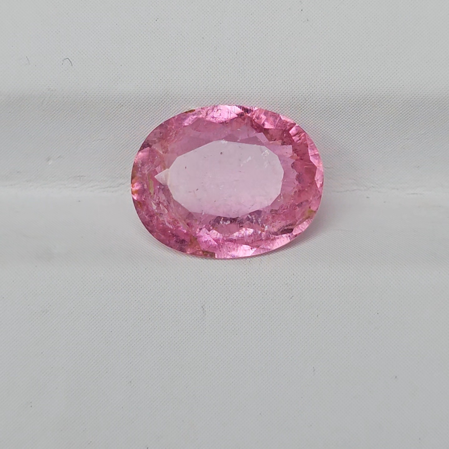 พลอย ทัวร์มารีน (Pink Tourmaline) 2.75 กะรัต (Cts.) อัญมณีมงคลประจําวันเกิด เครื่องประดับพลอย