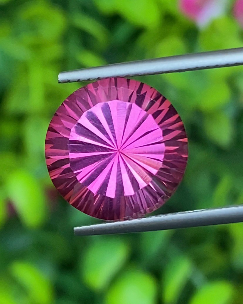 พลอย ชมพู พิ้งค์ โทแพซ Pink Topaz 9.33 กะรัต พลอยแท้ อัญมณีมงคลประจําวันเกิด เครื่องประดับพลอย