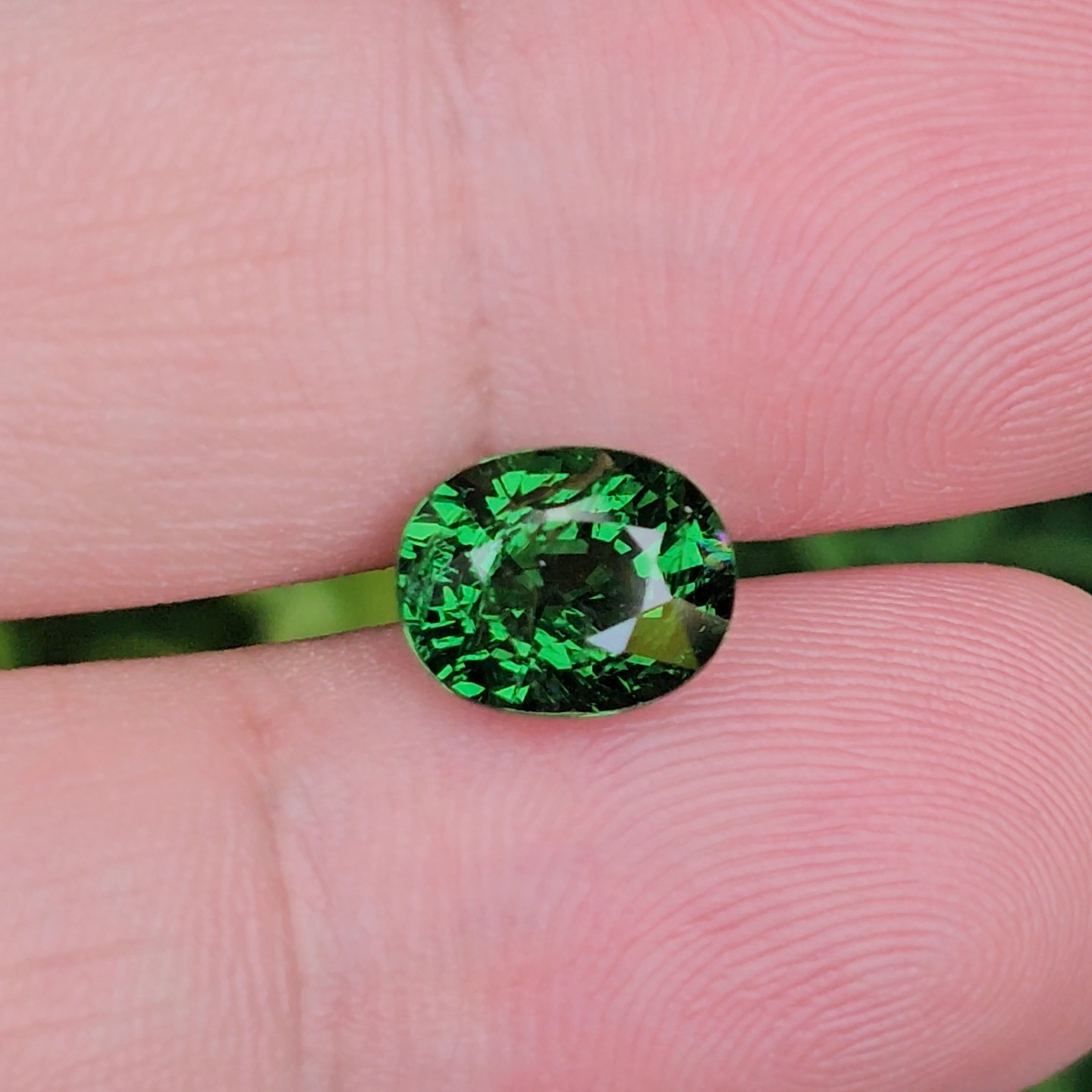 พลอย ซาโวไรท์ Tsavorite Garnet 2.98 กะรัต (Cts.) ดิบ Unheated อัญมณีมงคลประจําวันเกิด เครื่องประดับพลอย