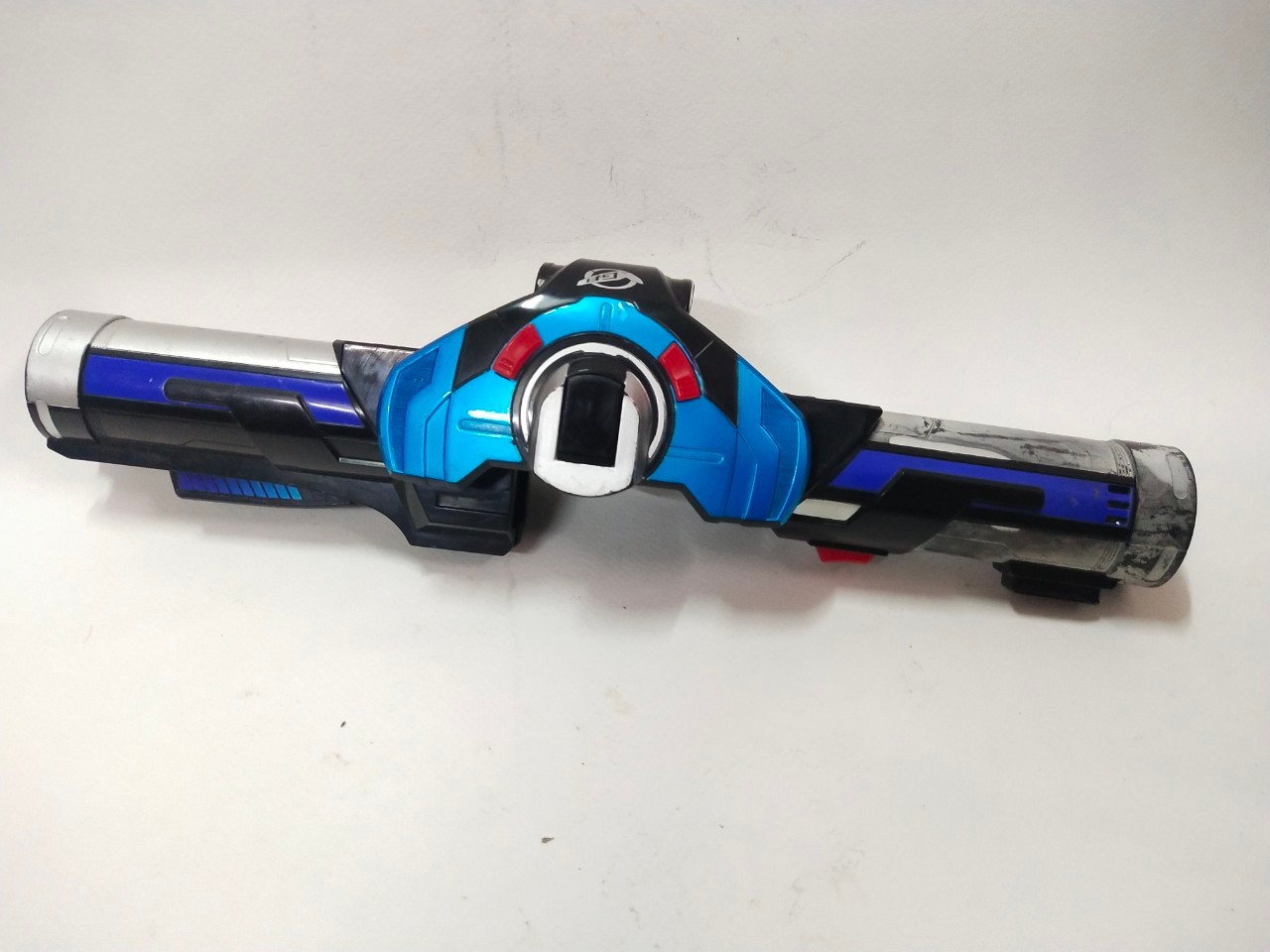 อาวุธ ของขบวนการ โกบัสเตอร์ ขนาดตามรูป เก่าเก็บ ไม่ได้ลองเครื่อง มือสองตามสภาพมีรอยบ้าง