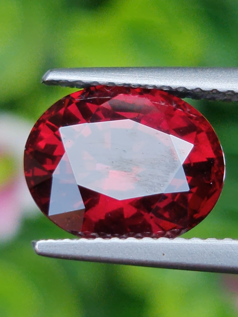 พลอย โรโดไลต์ กาเน็ท Rhodolite Garnet 4.90 กะรัต Cts.พลอยแท้ อัญมณีมงคลประจําวันเกิด เครื่องประดับพลอย