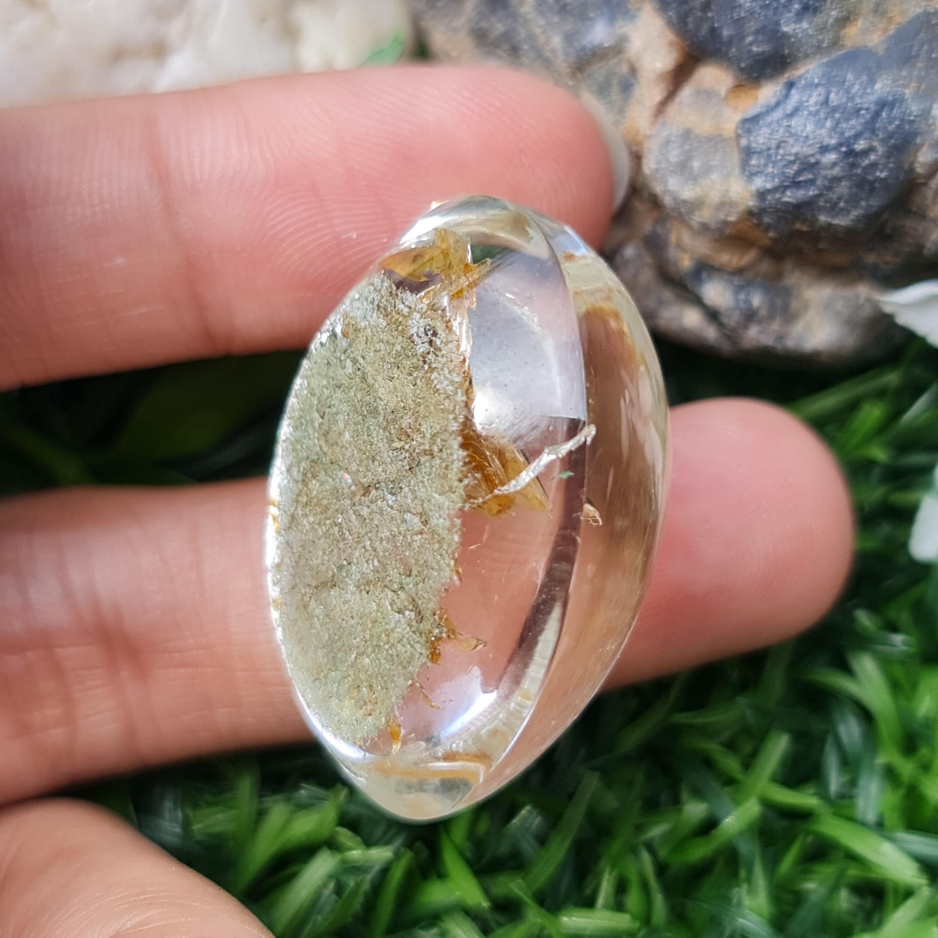โป่งข่าม ควอตซ์ Rutilated Quartz 103.05 กะรัต Cts. พลอยแท้ อัญมณีมงคลประจําวันเกิด เครื่องประดับพลอย