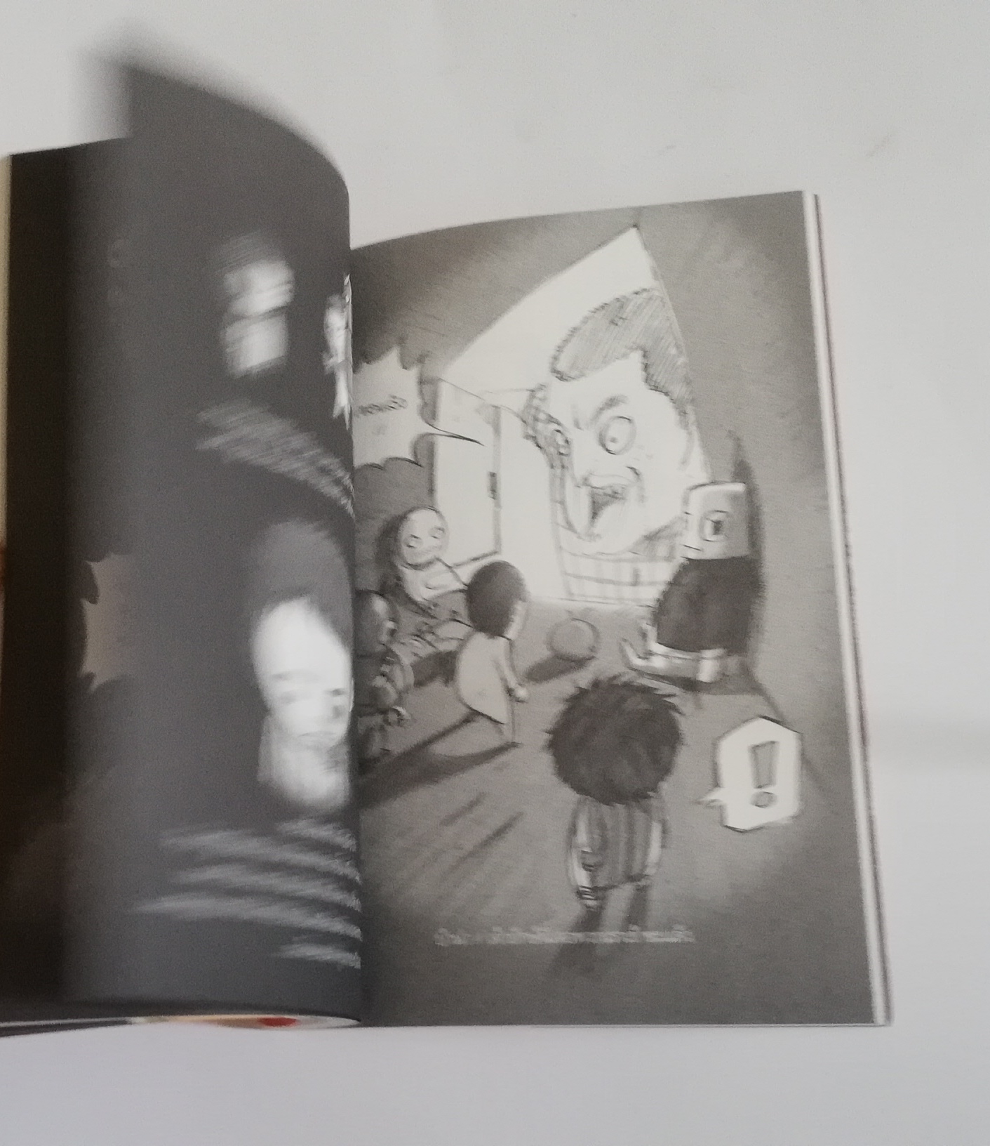 มีหลายภาพหนังสือปกมีตำหนิโปรดตรวจสอบทุกภาพ, หนังสือการ์ตูนจากเดอะดวง เด็กชายตุ๊กตา พิมพ์ครั้งที่ 3 กุมภาพันธ์ 2553 เรื่องและภาพโดยเดอะดวง