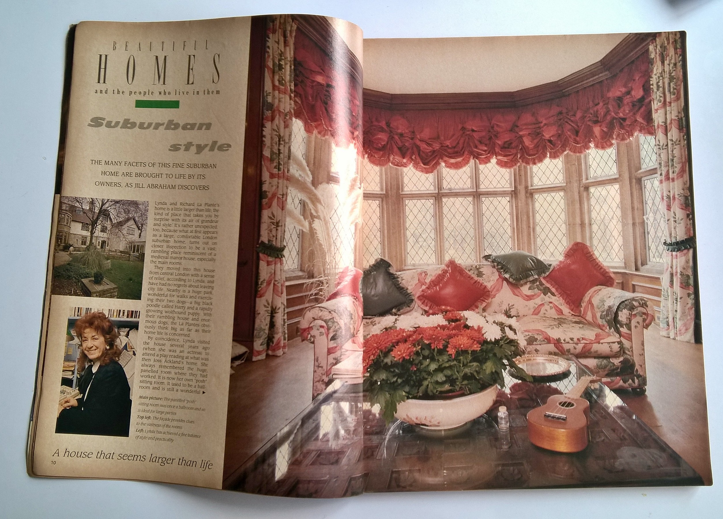 ขายนิตยสารเก่า บ้านและตกแต่ง IDEAL HOME April 1989,QUALITY LIVING WITH STYLE, BEAUTIFUL HOMES and the people who live in them, our guide to decorating with colour,pure cotton tablelinen offer,the 12 best indoor plants-cookery ***หนังสือมีรอยตัดตรงกลางหน้า