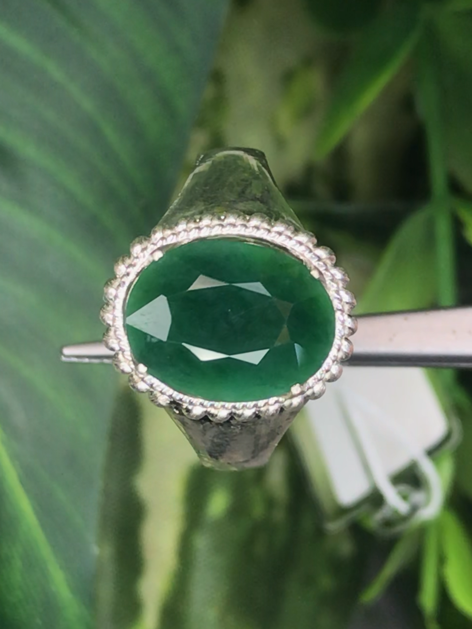 หยก พม่า แท้ Jade แหวนหยก 翡翠戒指 (Jadeite ring) ดิบ (Size) 58 ไม่ผ่านการปรับปรุง (Type A) พม่า (Myanmar)