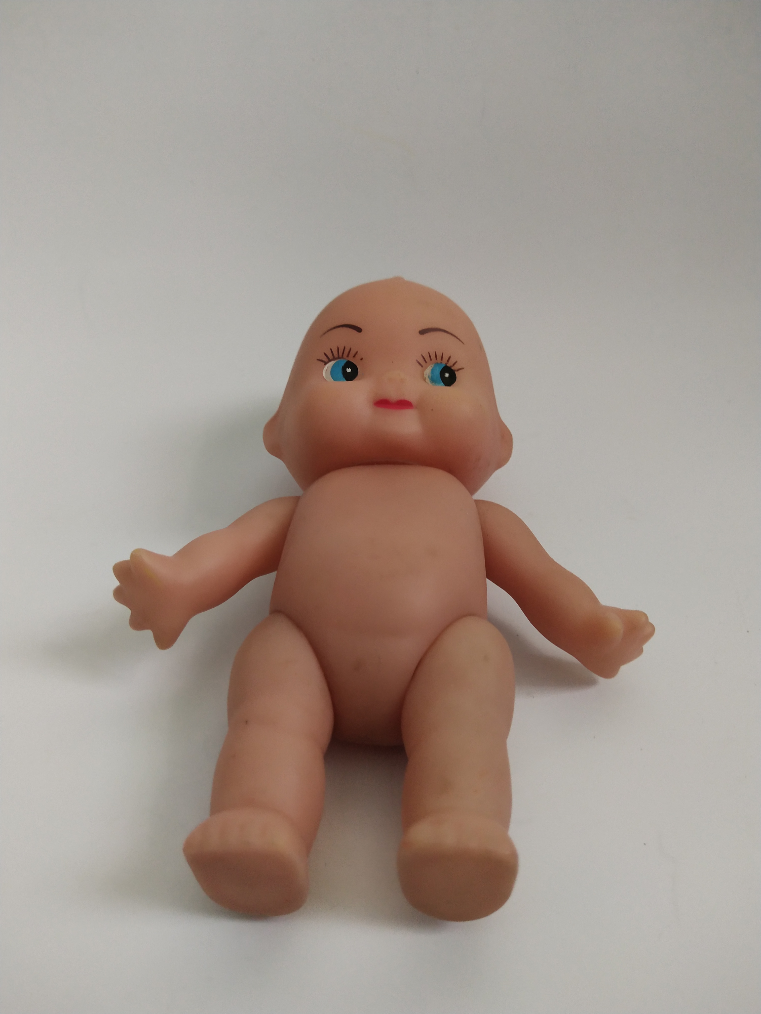 มีหลายภาพ ตุ๊กตาคิวพี ตัวยาง ขนาด 5 นิ้ว