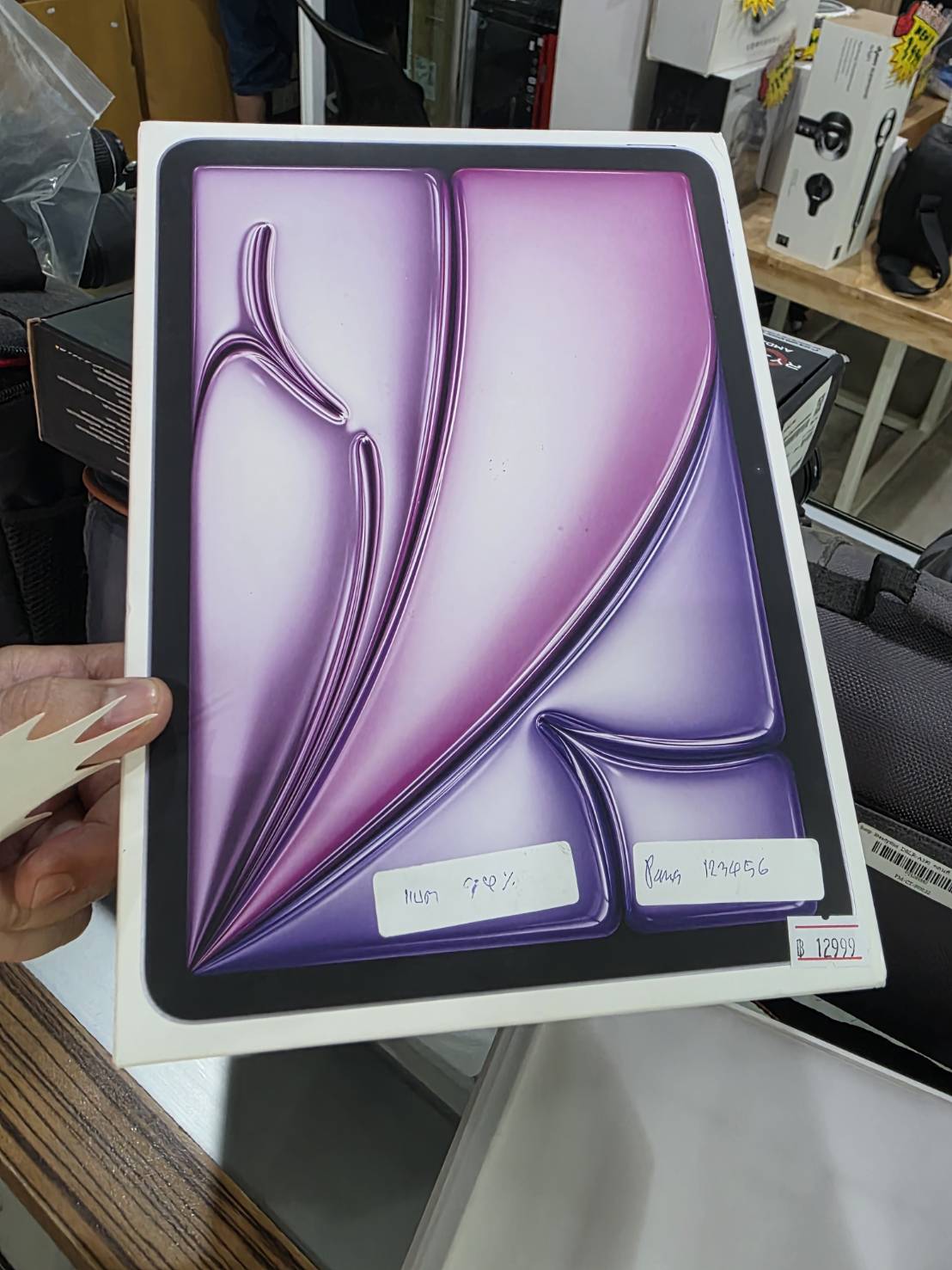 Apple iPad Air 11" M2 256GB + Adapter