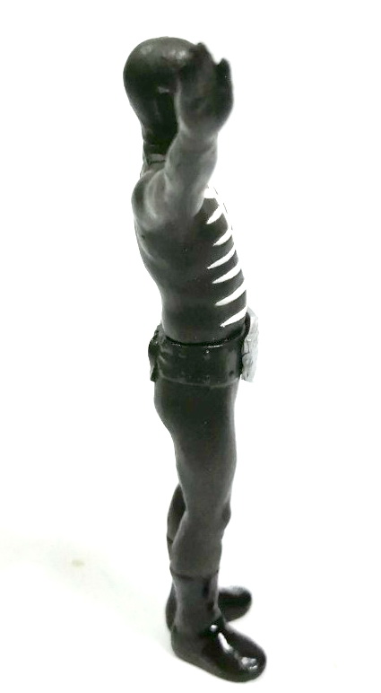 กาชาปอง กีกี้ทหารองค์การช้อคเกอร์ จาก คาเมนไรเดอร์คนแรก สูง 10 ซม. เก่าเก็บสภาพดี